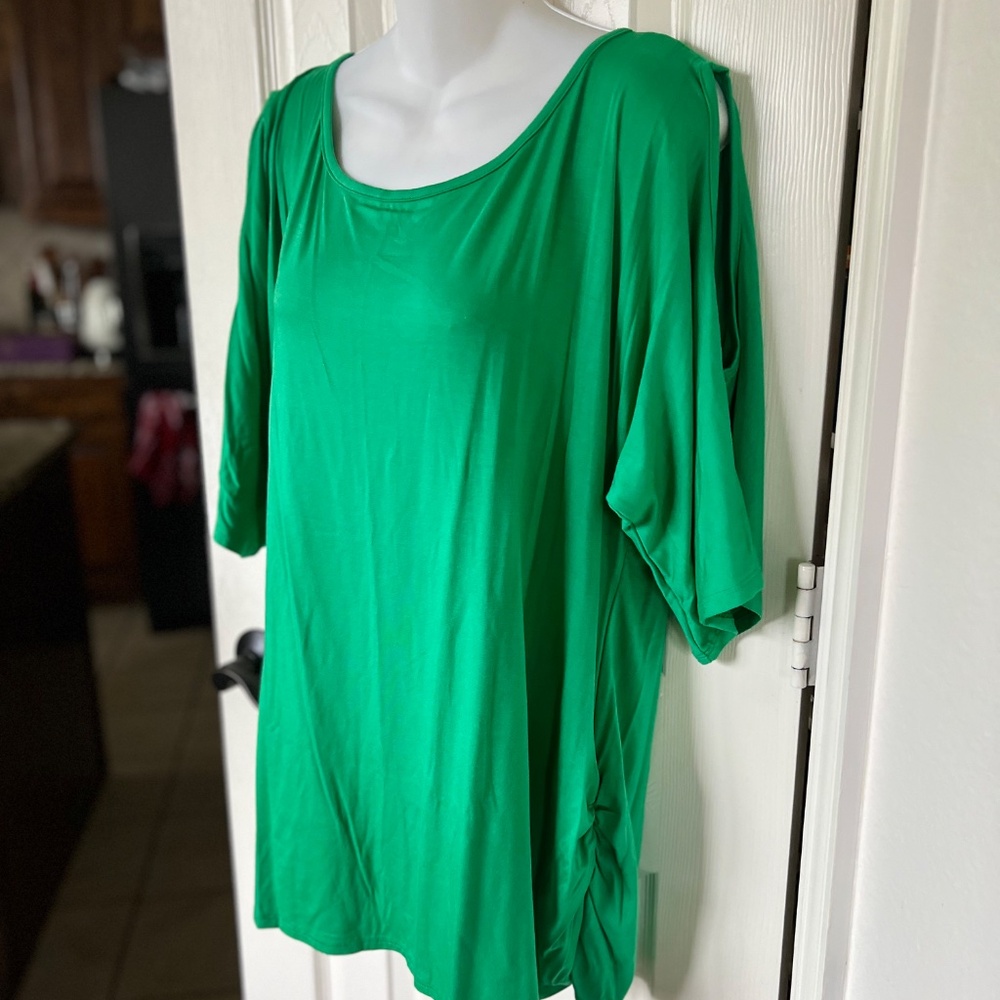 NWOT Magic Fit Kelly Green Tunic 3XL
